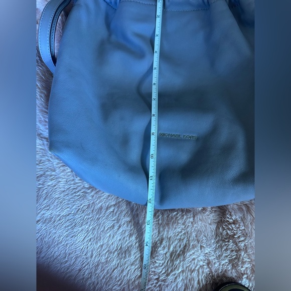 Michael Kors Angelina Shoulder Bag Lilac EUC - Picture 9 of 10